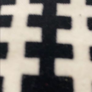 Meet your Posher, Ella